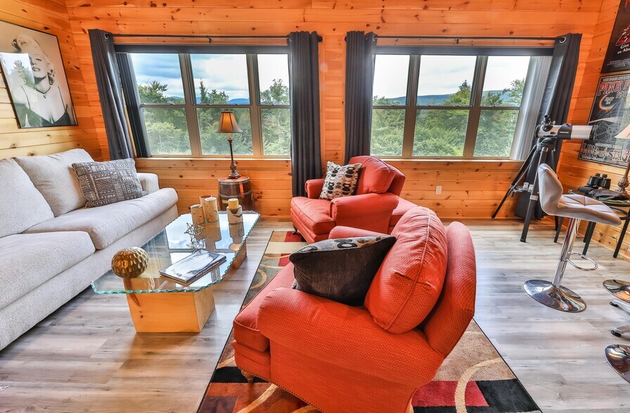 More Photos Of 19 Palsgraf Ct., Elka Park Showroom For Sale