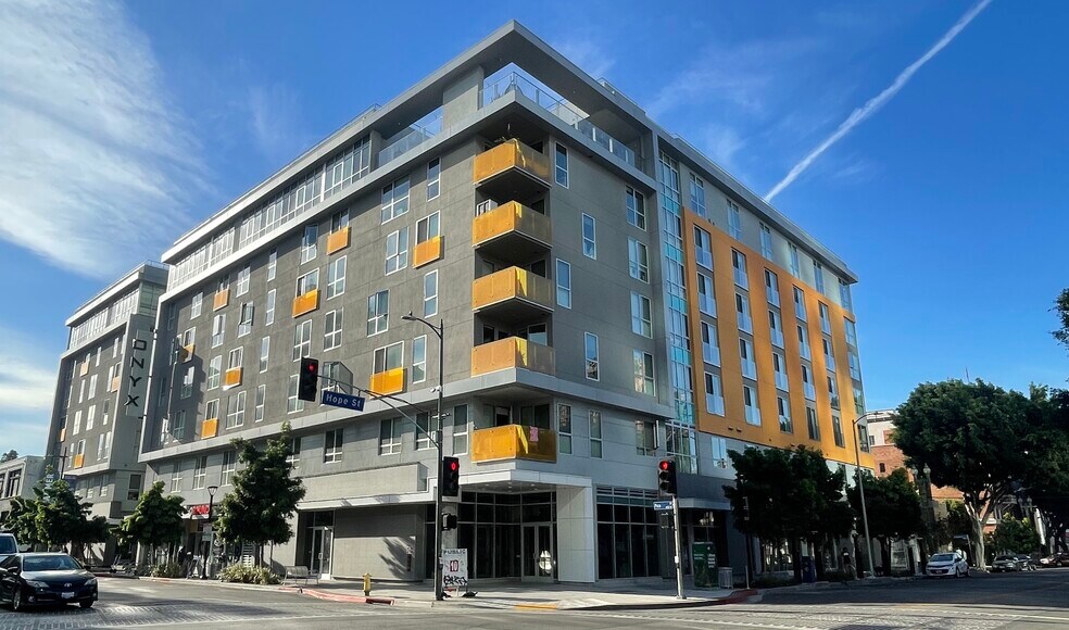 More Photos Of 424 W Pico Blvd, Los Angeles Apartments For Lease