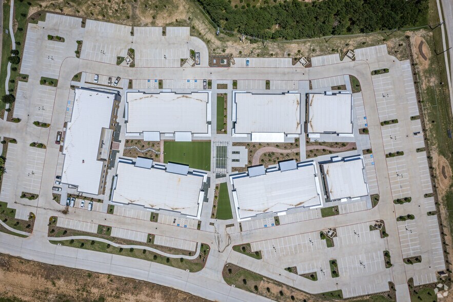 More Photos Of Cross Creek Ranch Blvd, Fulshear Unknown For Lease