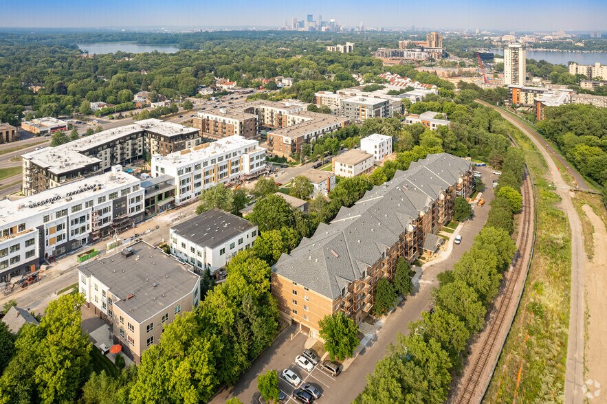 More Photos Of 4101 W 31st St, Saint Louis Park Apartments For Sale