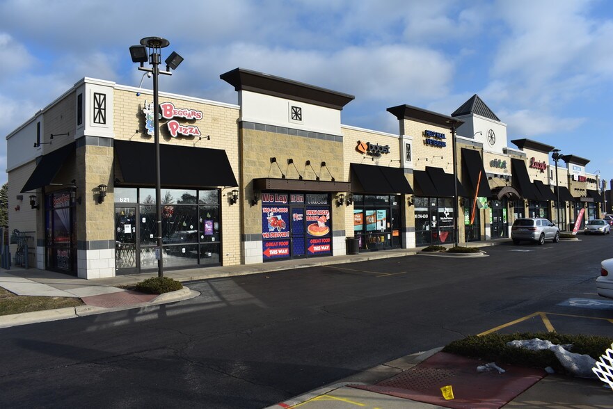 Primary Photo Of 605-621 Roosevelt Rd, Maywood Storefront For Lease