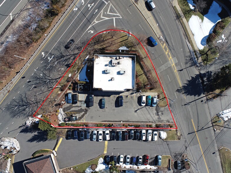 More Photos Of 160 Sunnyside Blvd, Plainview Convenience Store For Sale