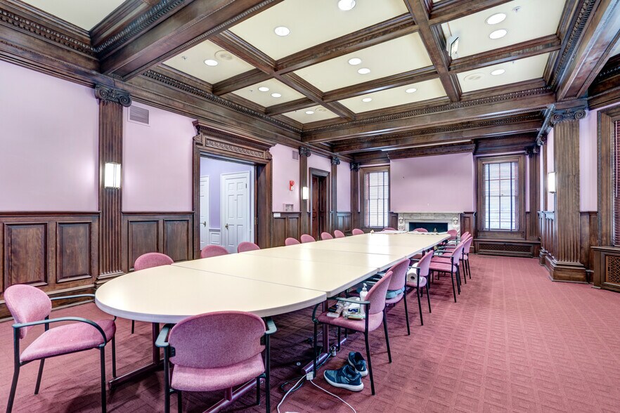 More Photos Of 2040 S St NW, Washington Office For Sale