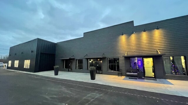 More Photos Of 4020 Pontoon Rd, Granite City Unknown For Lease