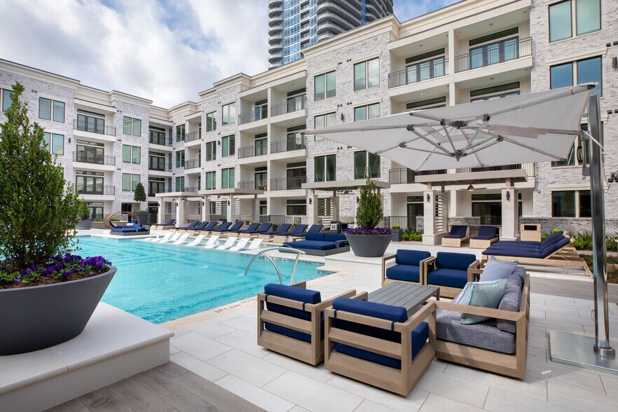 More Photos Of 3015 Weslayan St, Houston Apartments For Lease