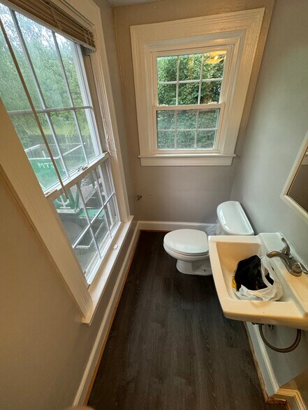 More Photos Of 4612 College Ave, College Park Sorority Fraternity House For Sale