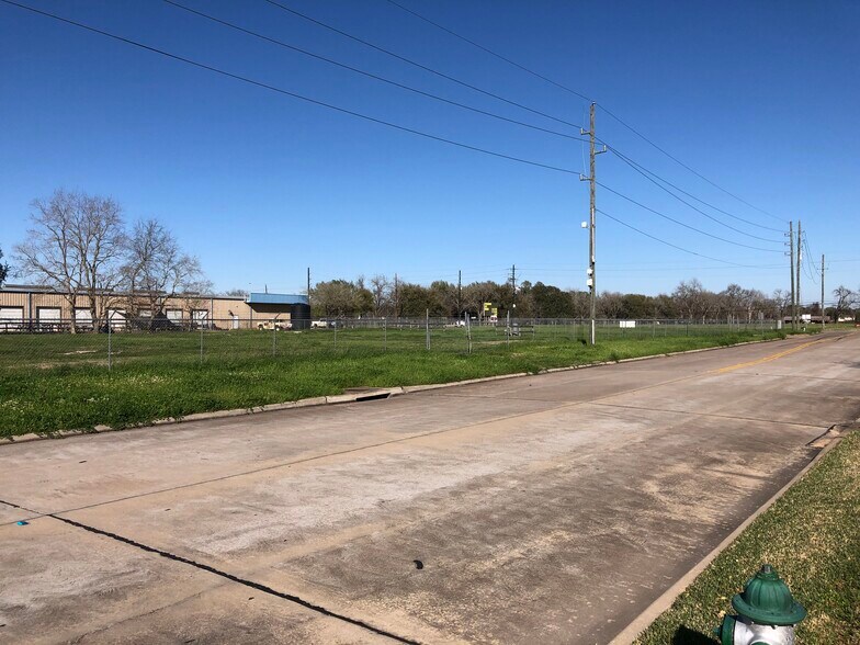 More Photos Of FM 359 @ Del Agua, Richmond Land For Sale