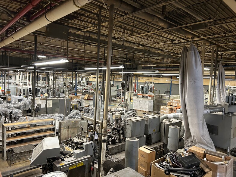 More Photos Of 2001 Market St, Ashland Manufacturing For Lease