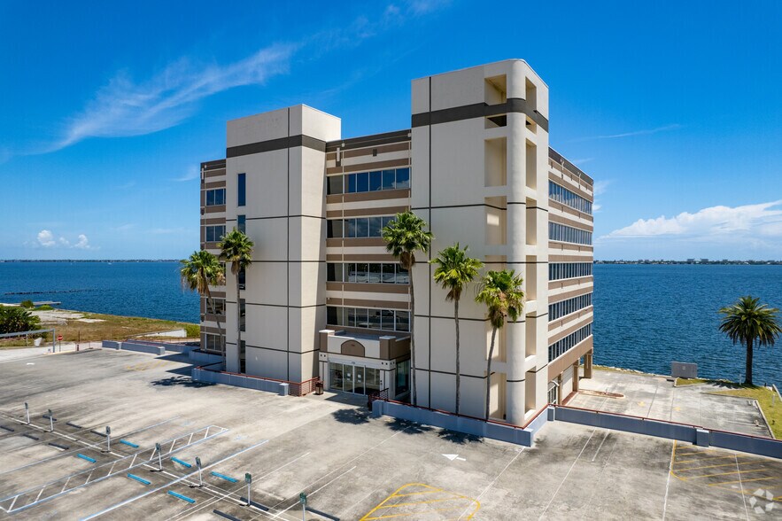 More Photos Of 709 S Harbor City Blvd, Melbourne Medical For Lease
