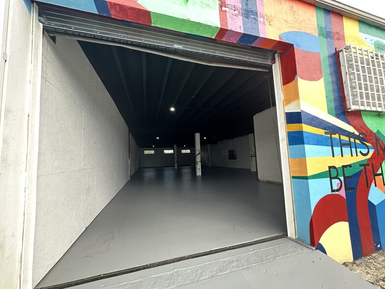 More Photos Of 995 NW 72nd St, Miami Warehouse For Lease