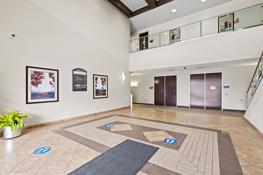 More Photos Of 17661-17671 Cowan, Irvine Office For Lease