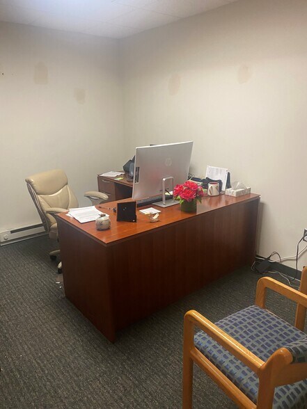 More Photos Of 816 Independence Blvd, Virginia Beach Medical For Lease
