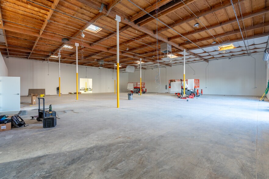 More Photos Of 1746-1748 W Fillmore St, Phoenix Warehouse For Sale