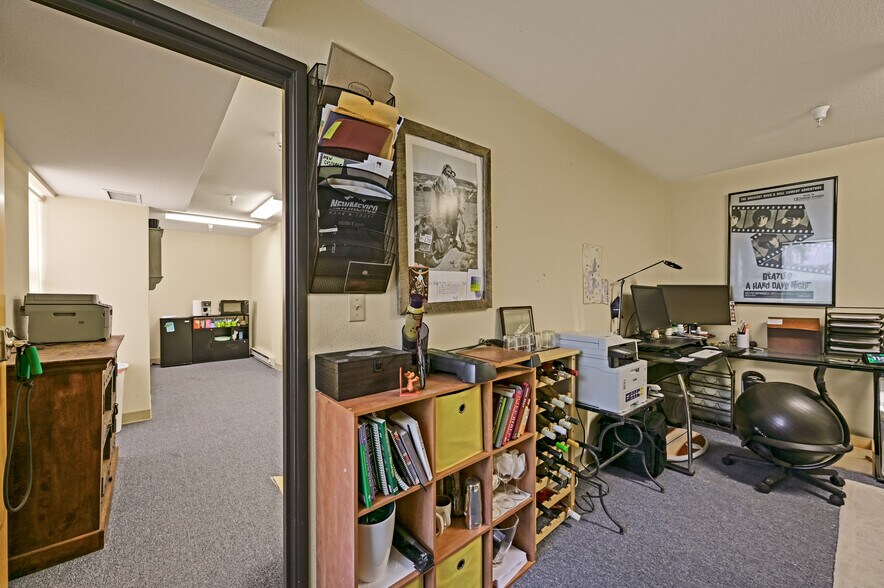 More Photos Of 21 Bisbee Ct, Santa Fe Warehouse For Sale