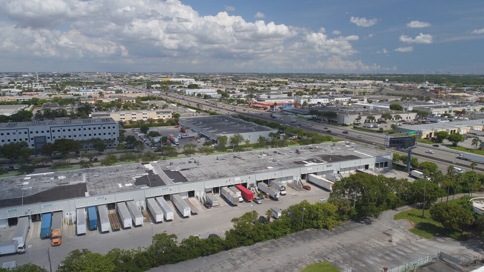 More Photos Of 7770 NW 46th St, Doral Warehouse For Sale