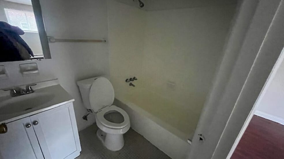 More Photos Of 2109 Harrison Ave, Cincinnati Apartments For Sale