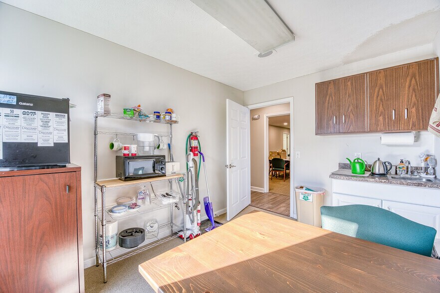 More Photos Of 1202-1214 N Monroe Dr, Xenia Medical For Sale