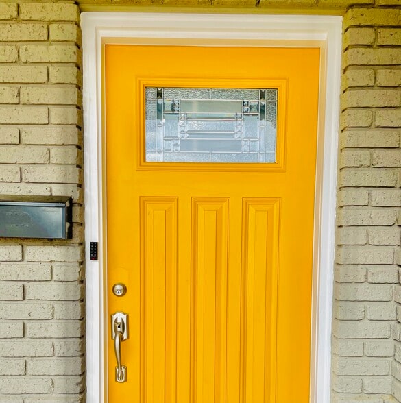 More Photos Of 423 Mill St, Reno Office For Lease