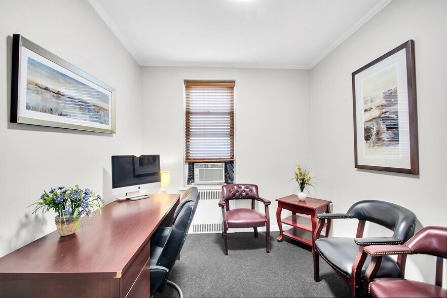 More Photos Of 98120 Queens Blvd, Rego Park Apartments For Sale