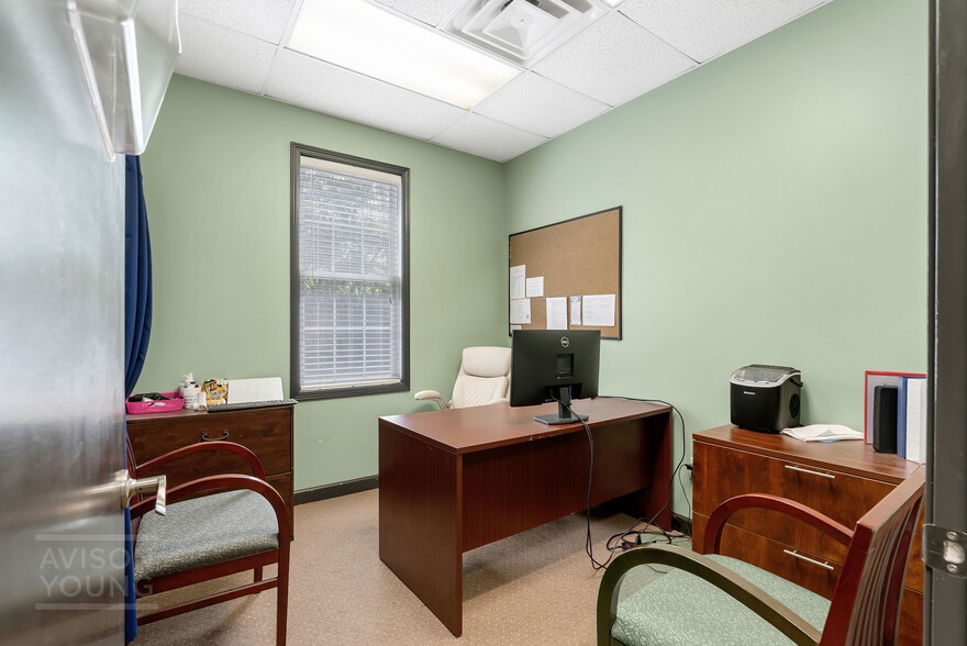 More Photos Of 634 Fairview Rd, Simpsonville Medical For Lease