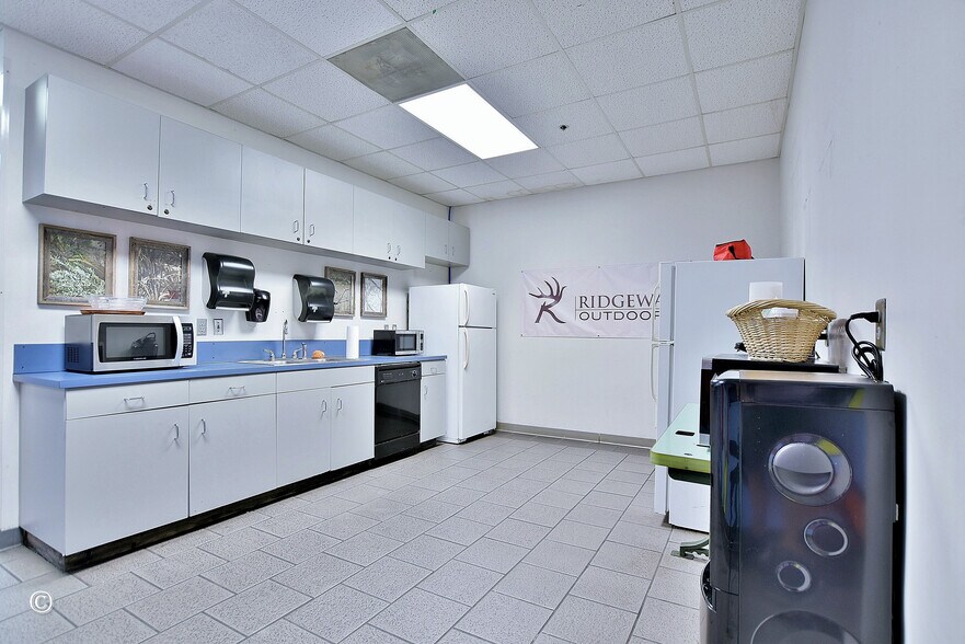 More Photos Of 1 Old Mills Way, Columbus Industrial For Sale