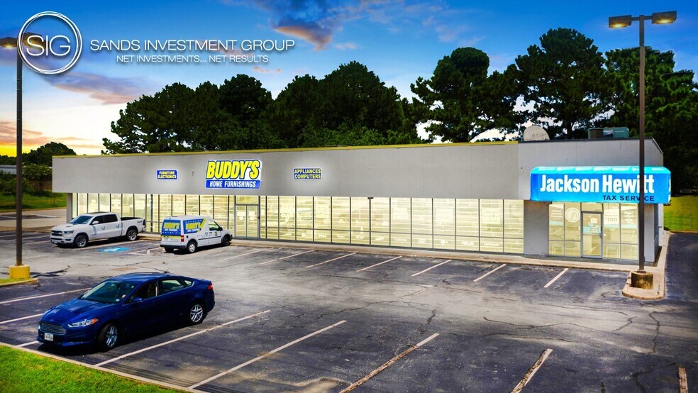 Primary Photo Of 2400 Garth Rd, Baytown Freestanding For Lease