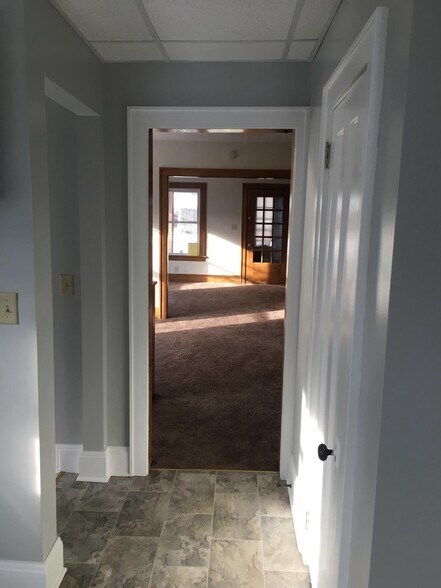 More Photos Of , Bedford Specialty For Sale