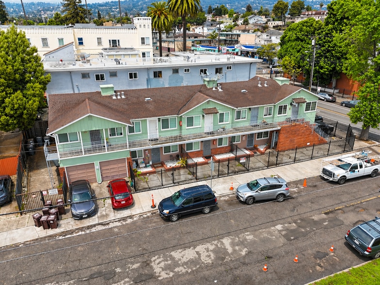 More Photos Of 3114 Ashbrook Ct, Oakland Apartments For Sale