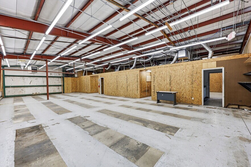More Photos Of 146 Morrison Moore Pkwy E, Dahlonega Freestanding For Lease