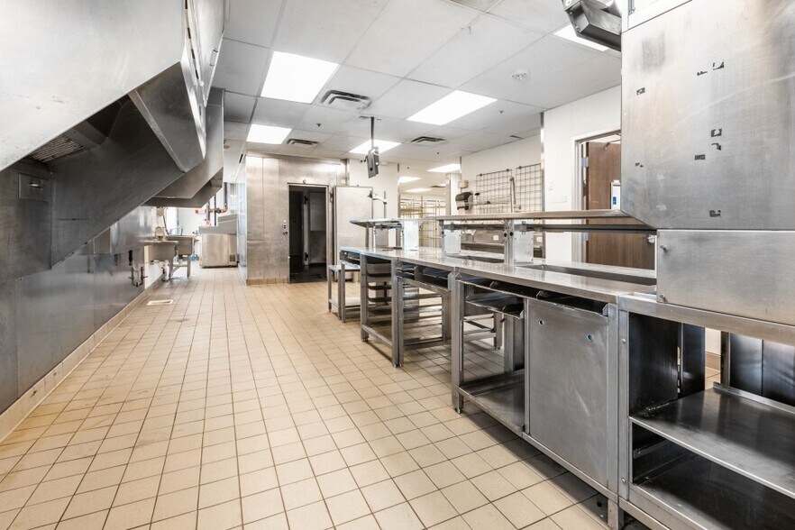 More Photos Of 191 E Gateway Dr, Heber City Fast Food For Sale