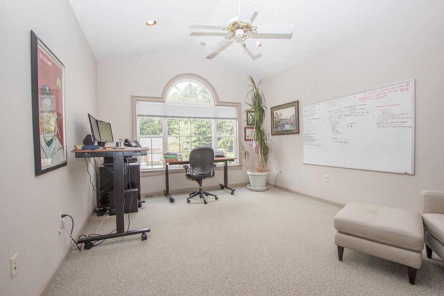 More Photos Of 4180 Providence Rd, Marietta Unknown For Lease