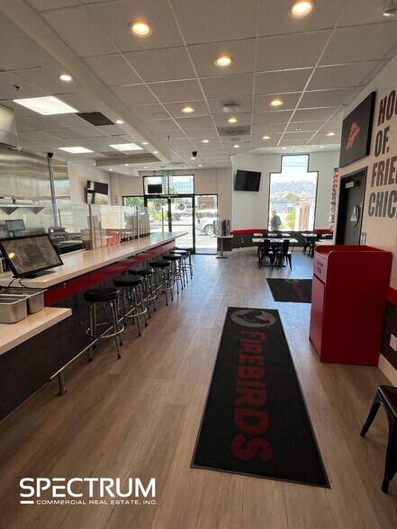 More Photos Of 21514-21534 Devonshire St, Chatsworth Storefront For Lease