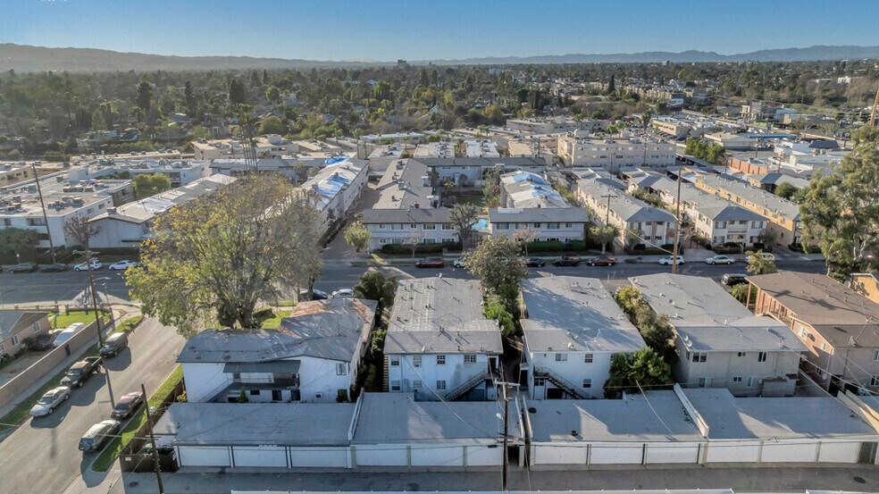 More Photos Of 6308 Coldwater Canyon Ave, North Hollywood Apartments For Sale