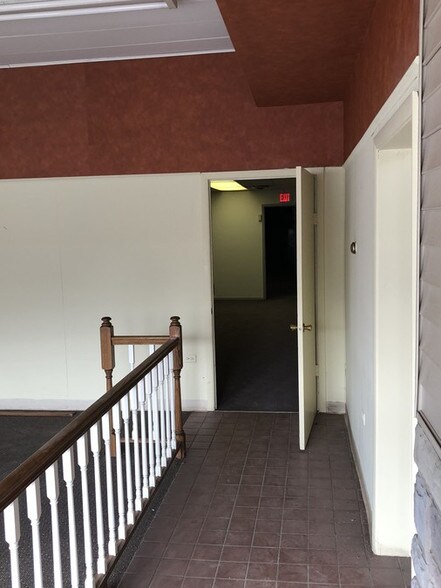 More Photos Of 1250-1254 W 127th St, Calumet Park Storefront Retail Office For Sale