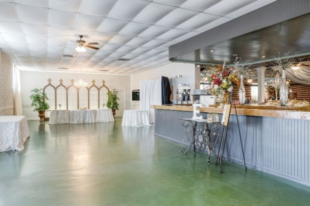 More Photos Of 5509 Highway 14, New Iberia Lodge Meeting Hall For Sale