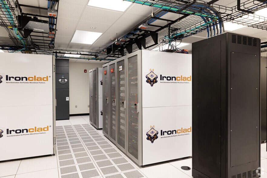 More Photos Of 30 Century Hill Dr, Latham Office For Lease