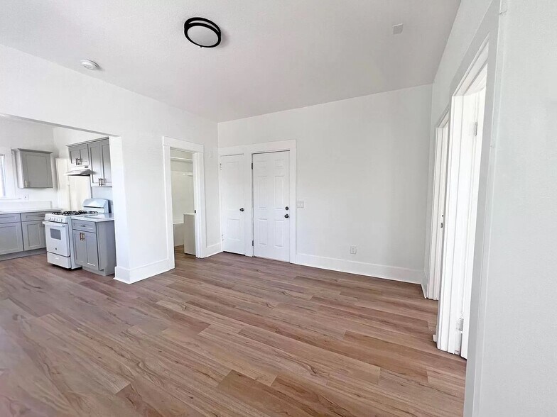 More Photos Of 801 Atlantic Ave, Long Beach Apartments For Sale