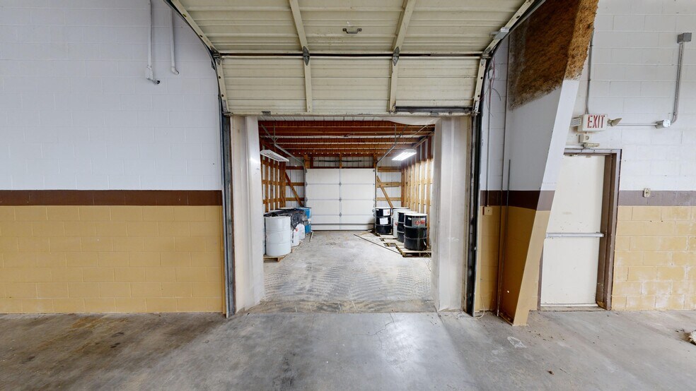 More Photos Of 855 Allens Chapel Rd, Smithville Manufacturing For Sale