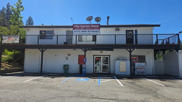 More Photos Of 13191 La Barr Meadows Rd, Grass Valley Self Storage For Sale