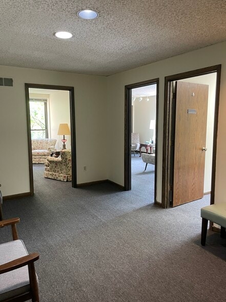 More Photos Of 600 McKnight Park Dr, Pittsburgh Office For Lease
