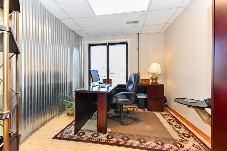 More Photos Of 3717 W Market St, Greensboro Office For Sale