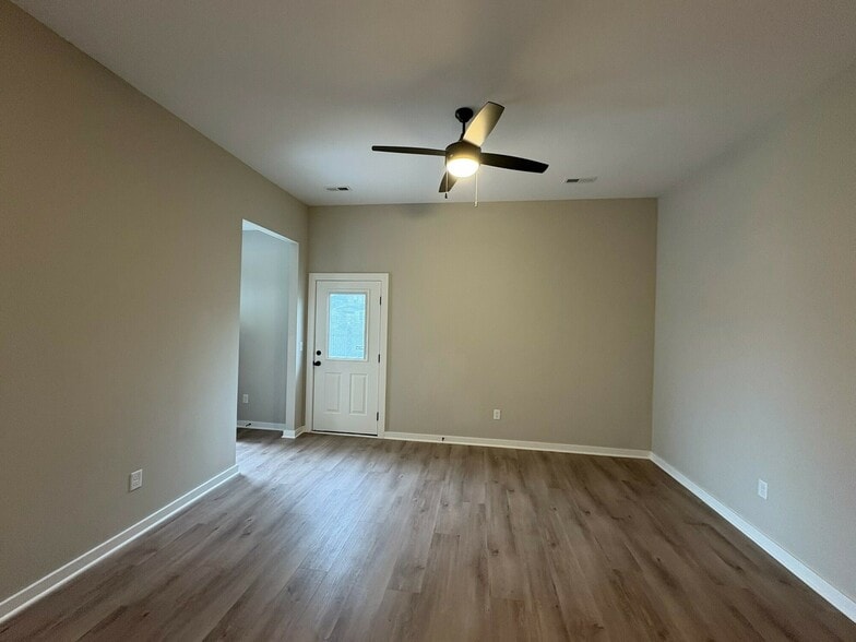 More Photos Of 803 S Logan St, Newton Apartments For Sale