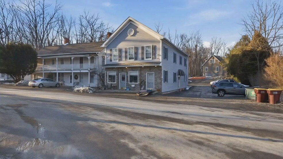 Primary Photo Of 106 Newport Bridge Rd, Warwick Multifamily For Sale