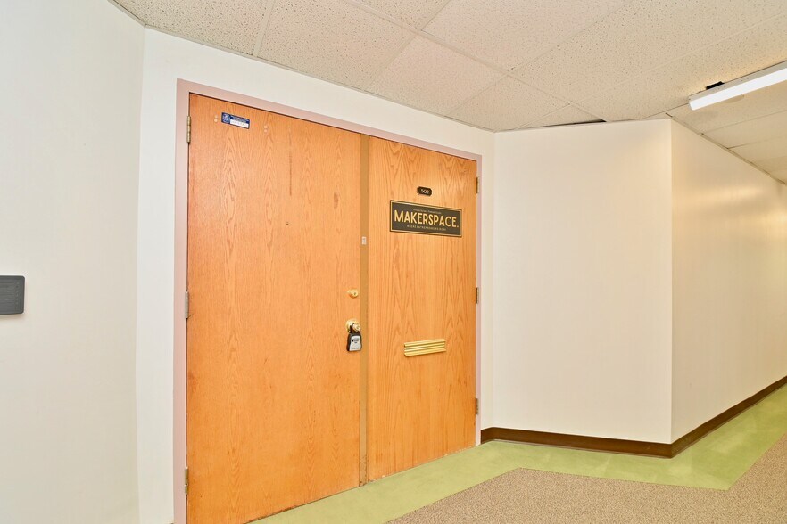 More Photos Of 10903 Indian Head Hwy, Fort Washington Office For Lease