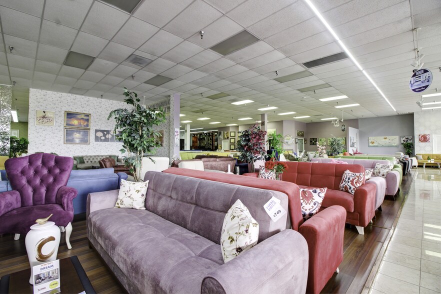 More Photos Of 3226 Hillcroft St, Houston Freestanding For Sale