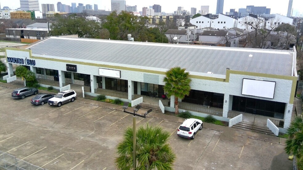More Photos Of 3101-3121 Fountain View Dr, Houston Unknown For Lease