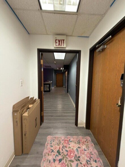 More Photos Of 3055 Templeton Rd, Columbus Loft Creative Space For Sale