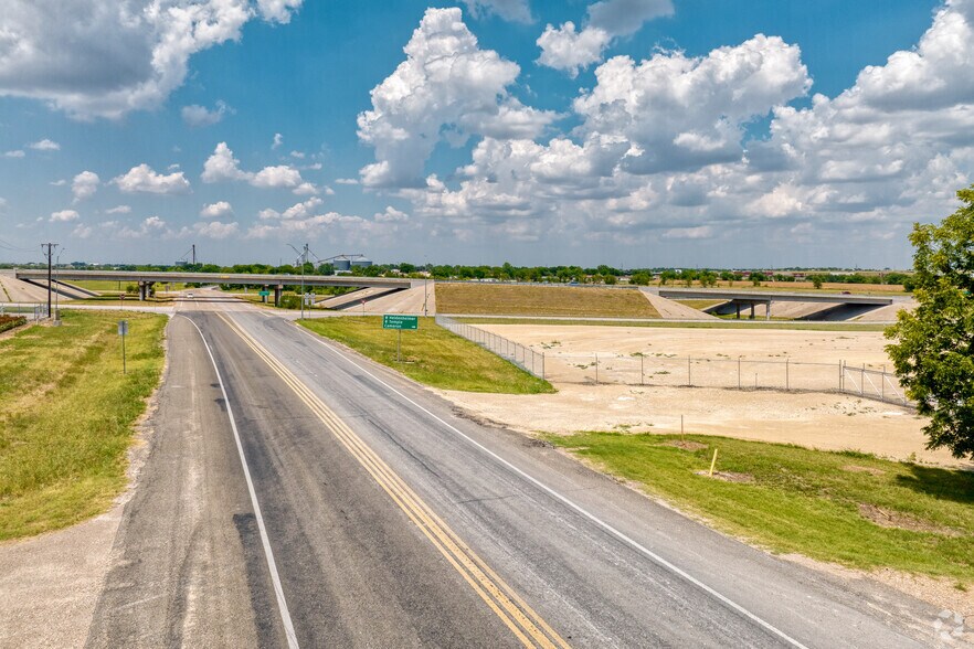 More Photos Of 9157 FM 436, Temple Land For Lease