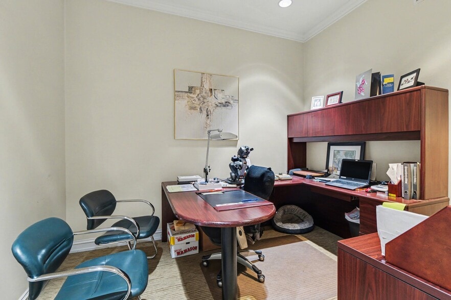 More Photos Of 31 N Washington St, Oxford Storefront Retail Residential For Sale