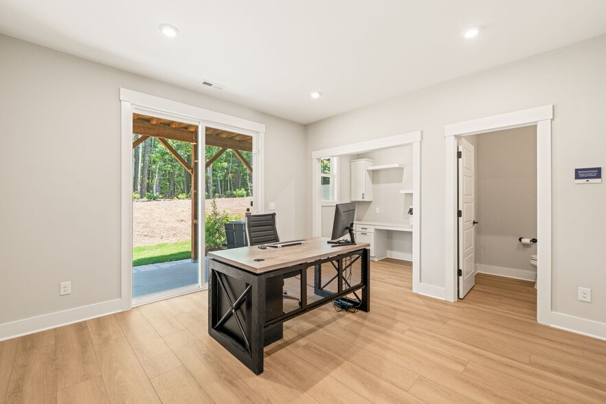 More Photos Of 1007 Blackthorn Ln, Durham Apartments For Sale